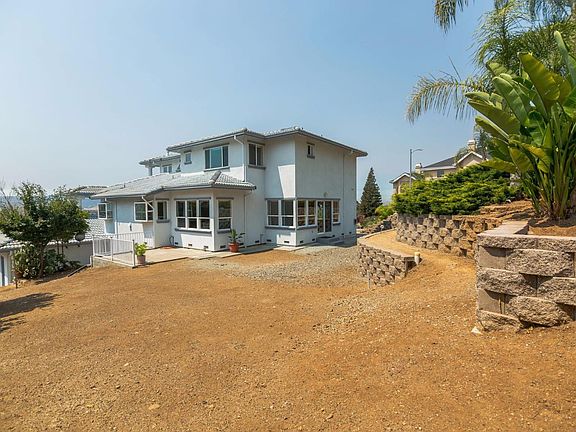 4th image of 2750 Toro Vista Ct
