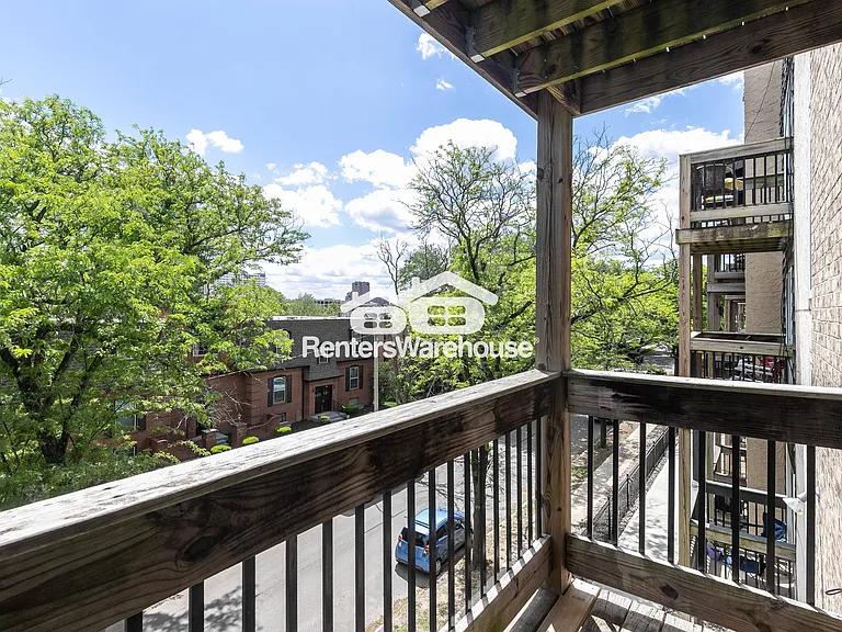 4524 Holly St #22 — Photo 21