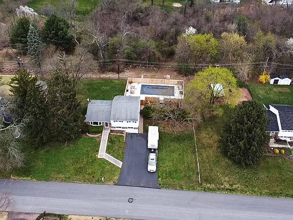 2nd image of 249 Roman Dr
