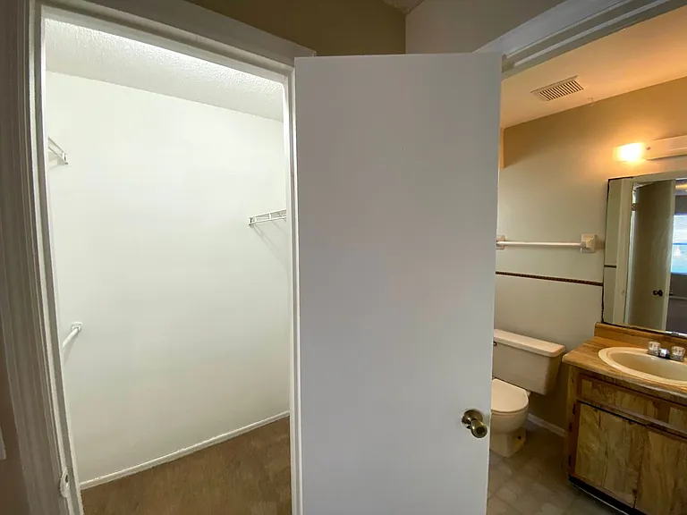 4148 Pershing Pointe Pl #1 — Photo 20