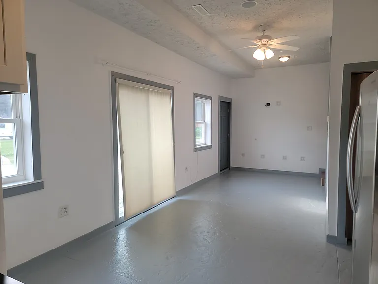 808 E Water St #A — Photo 8