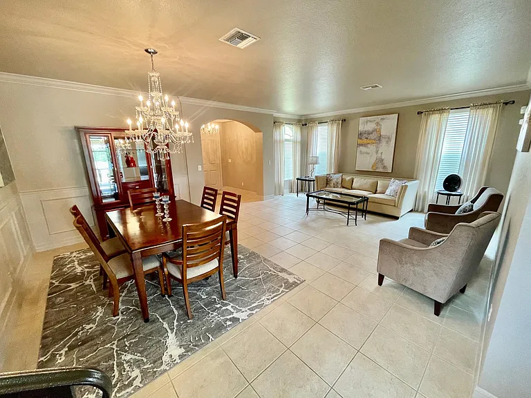 3573 Malagrotta Cir — Photo 5