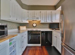 1712 Flagstaff Ct, Louisville, KY