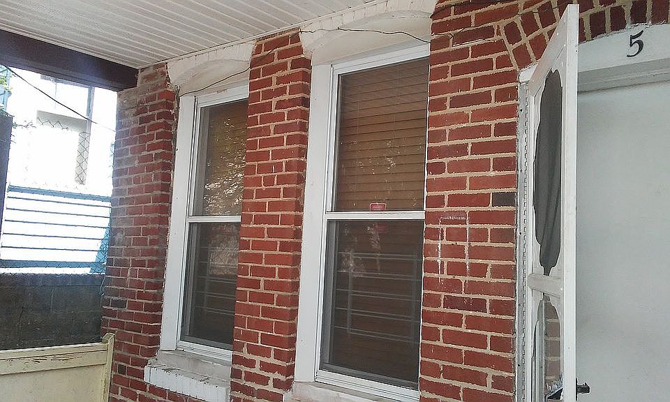 1st image of 5 Stanley Ct