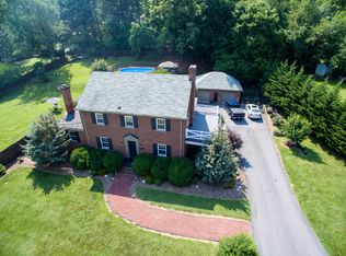 503 College Cres, Staunton, VA 24401