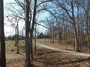 575 Hilldale Rd, Lewisport, KY 42351