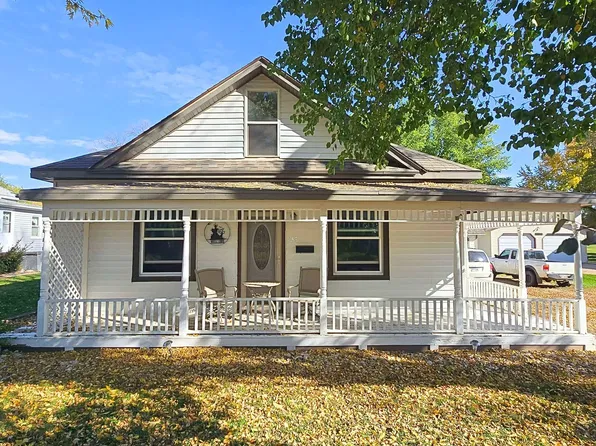 233 N Janda Ave, Tabor, SD 57063