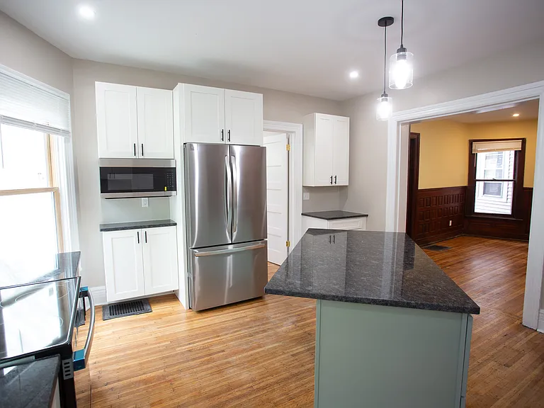 274 Lexington Ave #1 — Photo 6