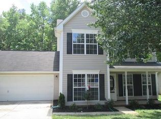 521 Chase Brook Dr, Rock Hill, SC 29732