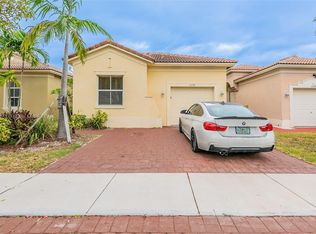 2230 NE 37th Rd, Homestead, FL 33033