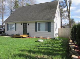 7588 Ore Lake Rd, Brighton, MI 48116