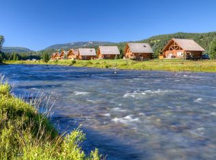 44950 Gallatin Rd, Gallatin Gateway, MT 59730