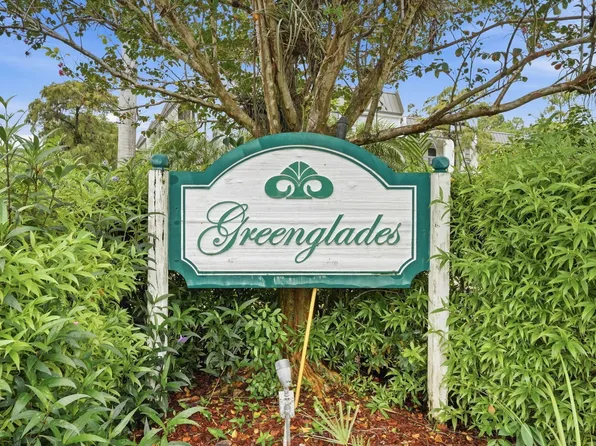 8425 Forest Hills Drive #205, Coral Springs, FL 33065