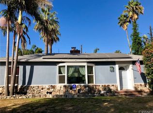 801 N Beachwood Dr, Burbank, CA 91506