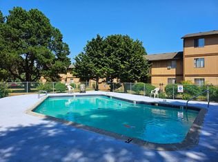14124-14212 NE Sandy Blvd #P-01, Portland, OR 97230