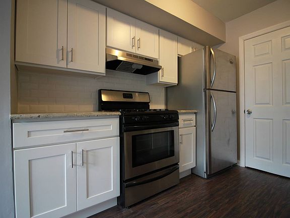5th image of 689A Elbe Ave