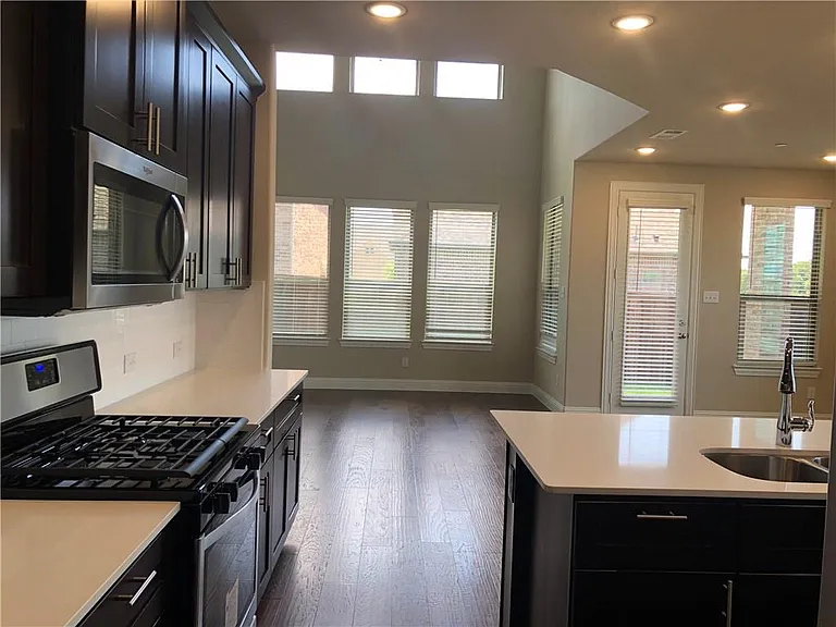 4592 Titus Cir — Photo 8