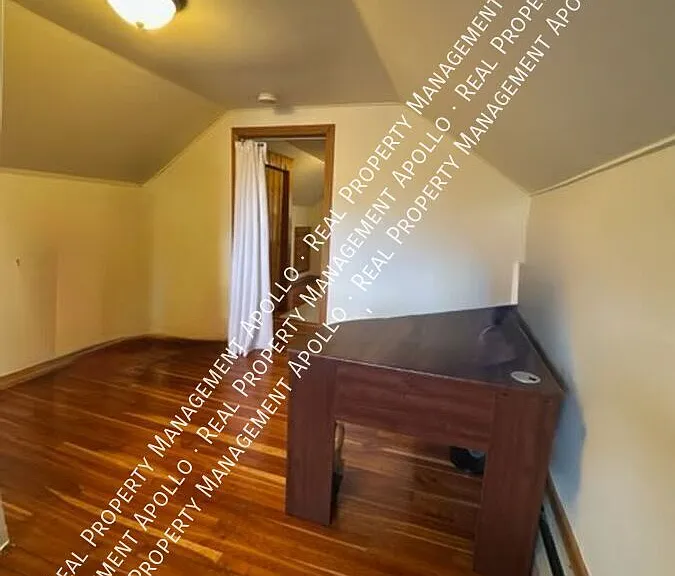1129 Jordan Ave — Photo 13