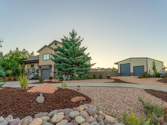 2nd image of 6189 N Fairview Dr