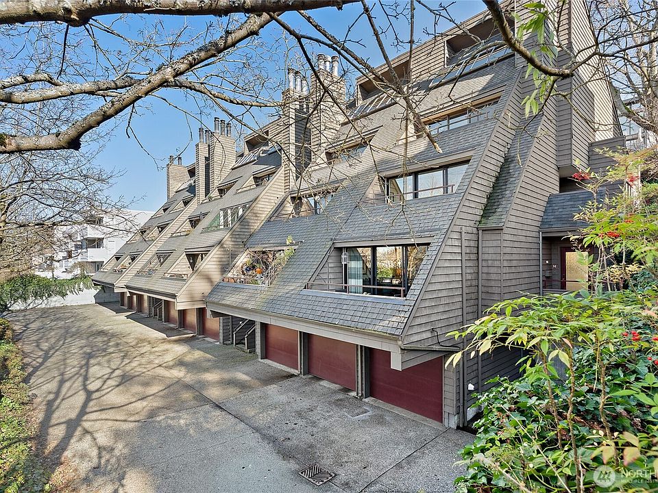 1st image of 3030 14th Avenue W #106