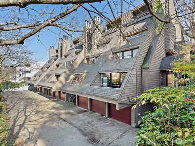 3030 14th Avenue W #106, Seattle, WA, 98119