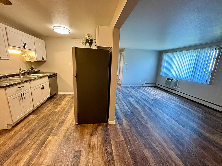 121 Capitol View Ter #8 — Photo 3