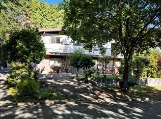 1362 Phillips Ave, Burnaby, BC V5A 3Z3