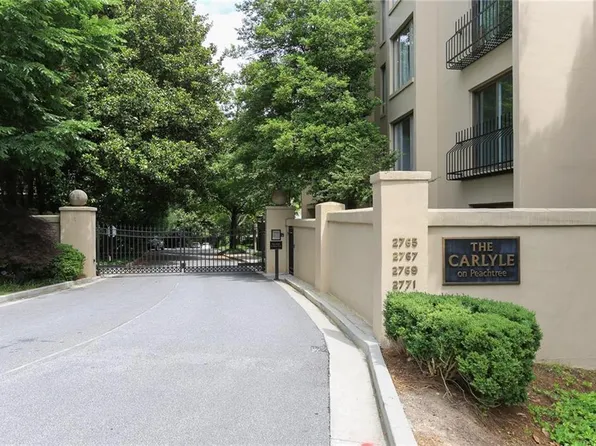 2769 Peachtree Rd NE APT 4, Atlanta, GA 30305