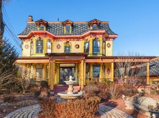 929 Beacon St, Newton, MA 02459