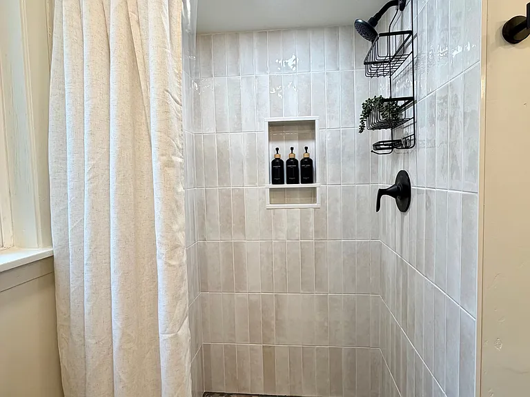 Downstairs shower