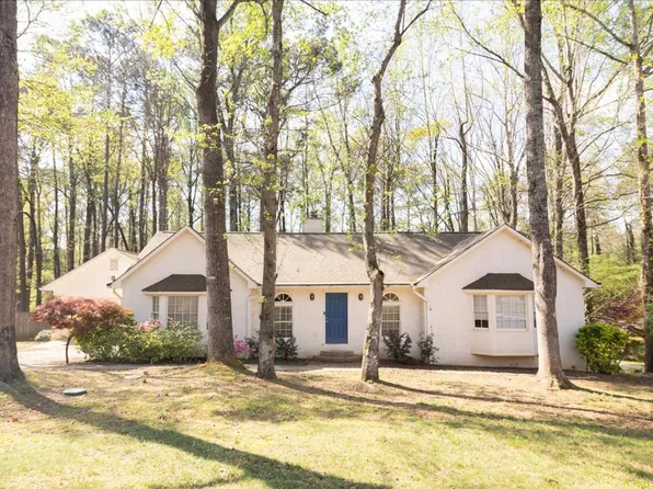 2557 Ashley Cir, Jonesboro, GA 30236