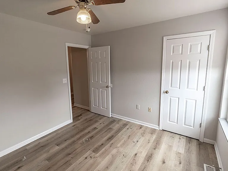 1412 N Frideriki Dr — Photo 20