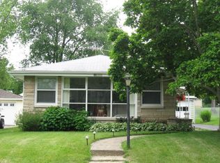 1301 Napoleon St, Valparaiso, IN 46383