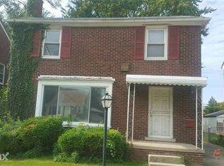 8267 Meyers Rd, Detroit, MI 48228