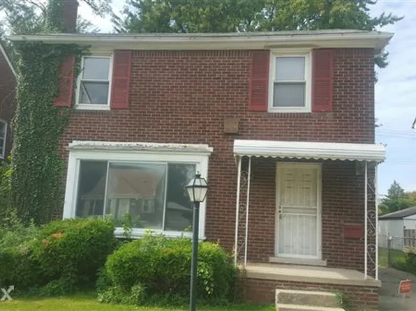 8267 Meyers Rd, Detroit, MI 48228