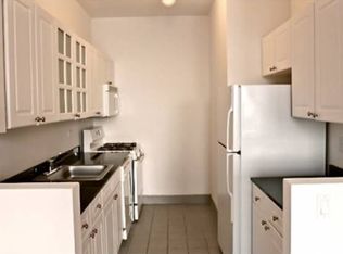 2440 W 3rd St, Brooklyn, NY 11223