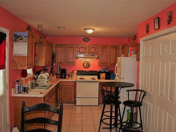 4th image of 1632 Shelby Dr