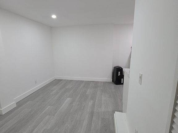 4th image of 9860 SW 83rd St #1