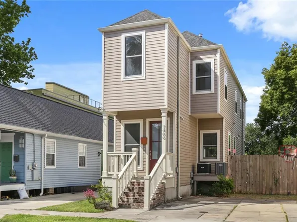 7466 Pitt St, New Orleans, LA 70118