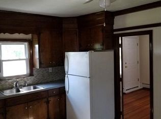 132 Bedford Ave #2, Lowell, MA 01854