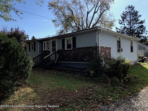 2nd image of 103 Monmouth Rd