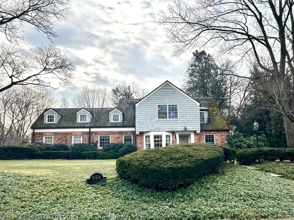 564 Overhill Rd, Bloomfield Hills, MI 48301