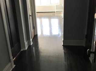 1126 Randolph St #3, Oak Park, IL 60302