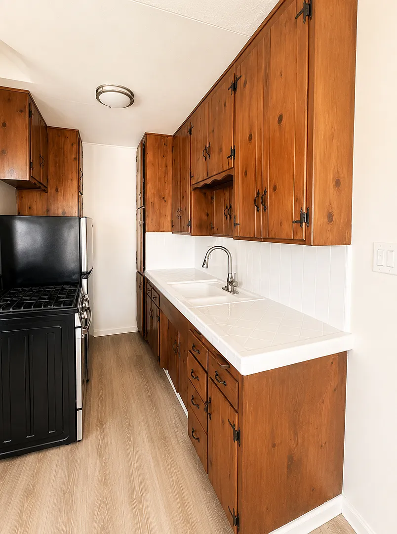 4621 North Ave. — Photo 3