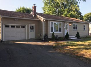 881 Church Ave, Warwick, RI 02889