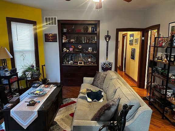 4th image of 3429 W McLean Ave Unit 1
