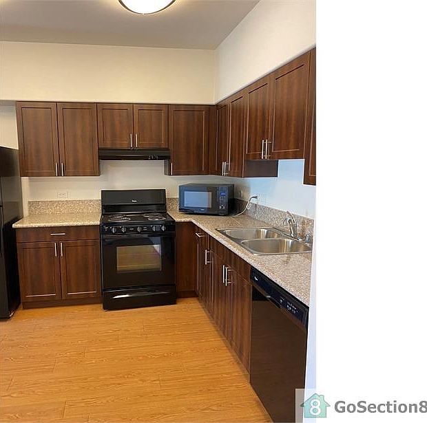 1st image of 2590 Arvia St