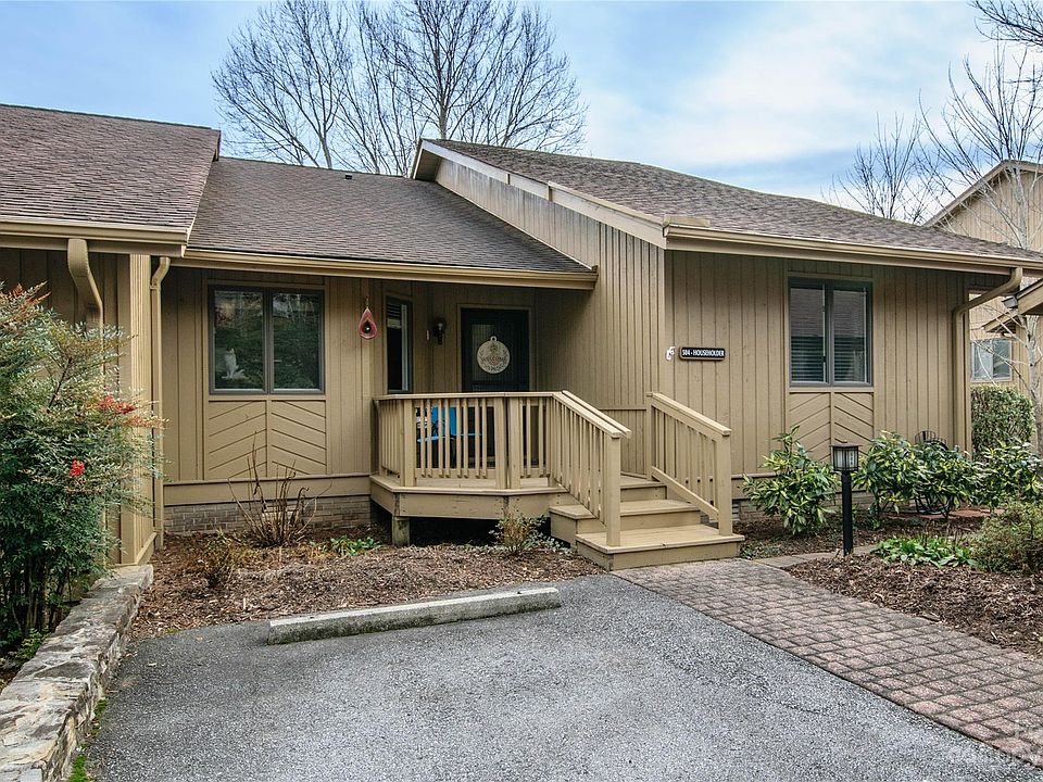 1st image of 504 Live Oak Ln