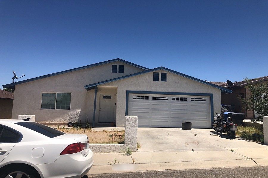1st image of 921 Chateau Way