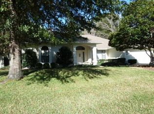51 Pine Dr, Homosassa, FL 34446
